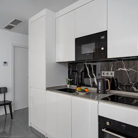 2 Bedrooms In New Modern Building With Ocean View Lejlighed Benalmádena